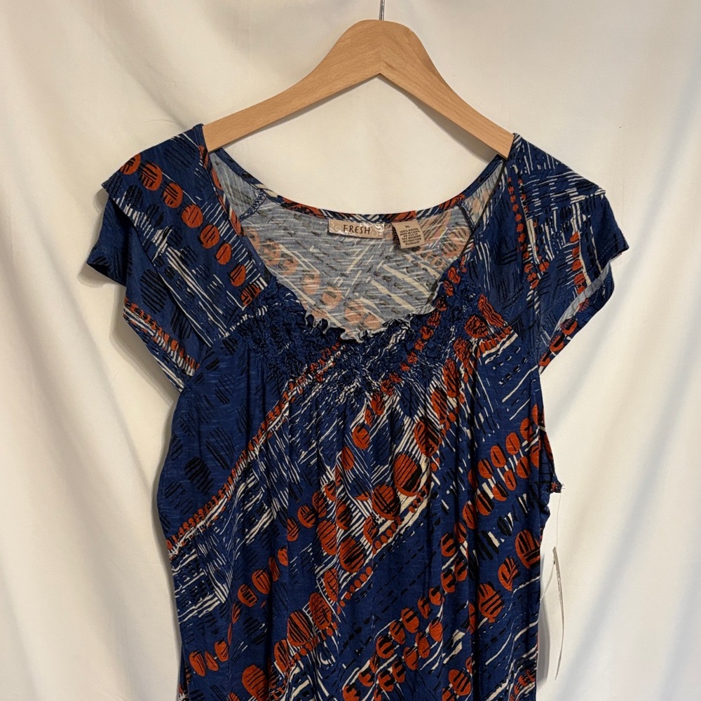 Fresh by LuLaRoe Deep Blue and Coral Orange Abstract Top With Smocked Detail XL